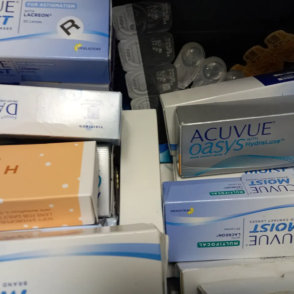 BOX OF APPROX 25 ASSORTED CONTACT LENSES AND CONTACT LENSE SOLUTIONS