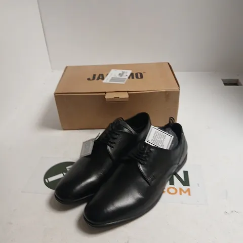 JACAMO BLACK LEATHER DRESS SHOES, UK 9 (EU 43) US 10