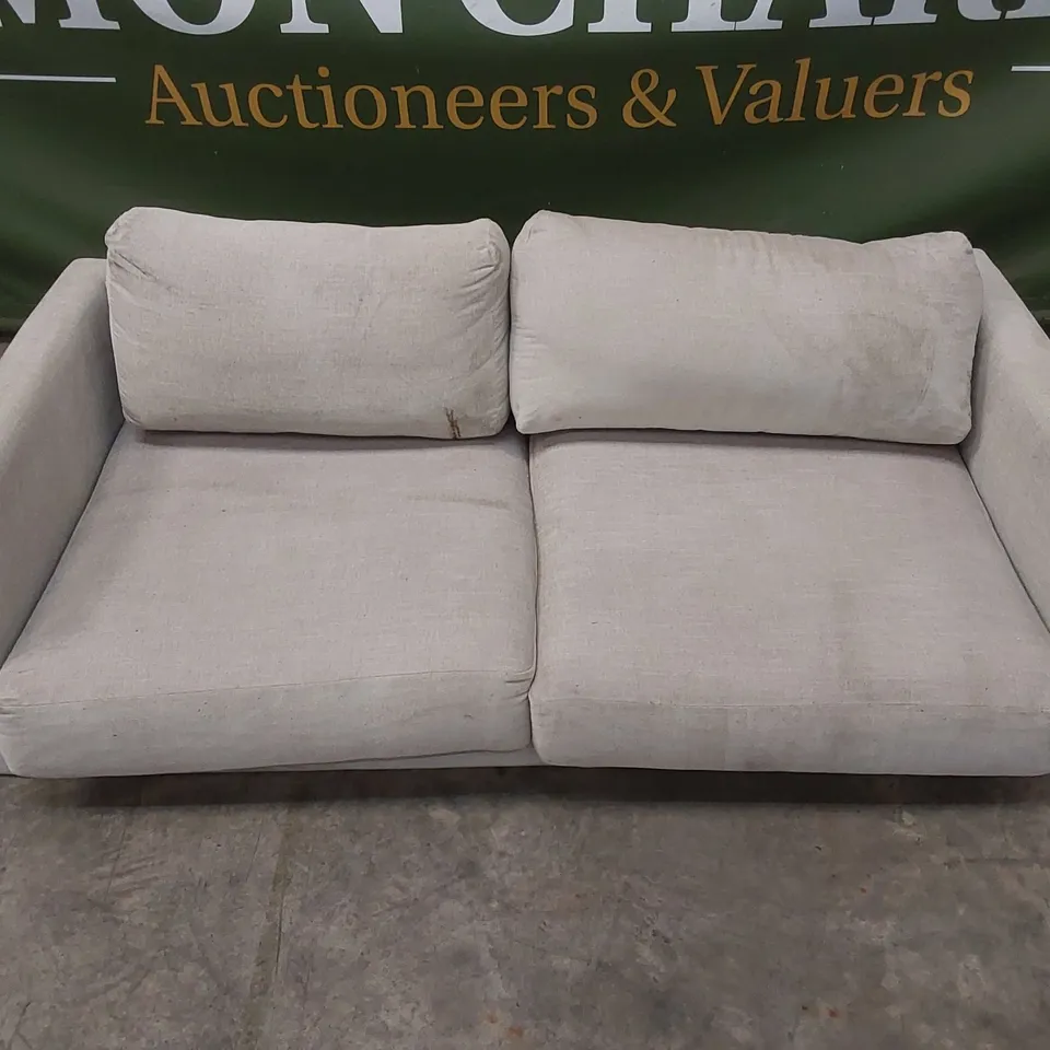 QUALITY DESIGNER 3 SEATER UPHOLSTERED SOFA