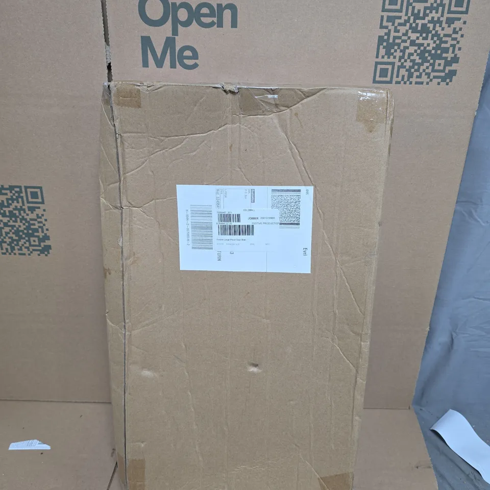 FESTIVE LARGE PRE-LIT DOOR BOW