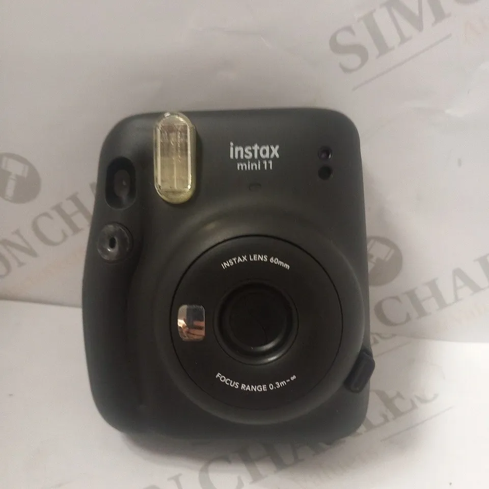 BOXED FUJIFILM INSTAX MINI 11 INSTANT CAMERA