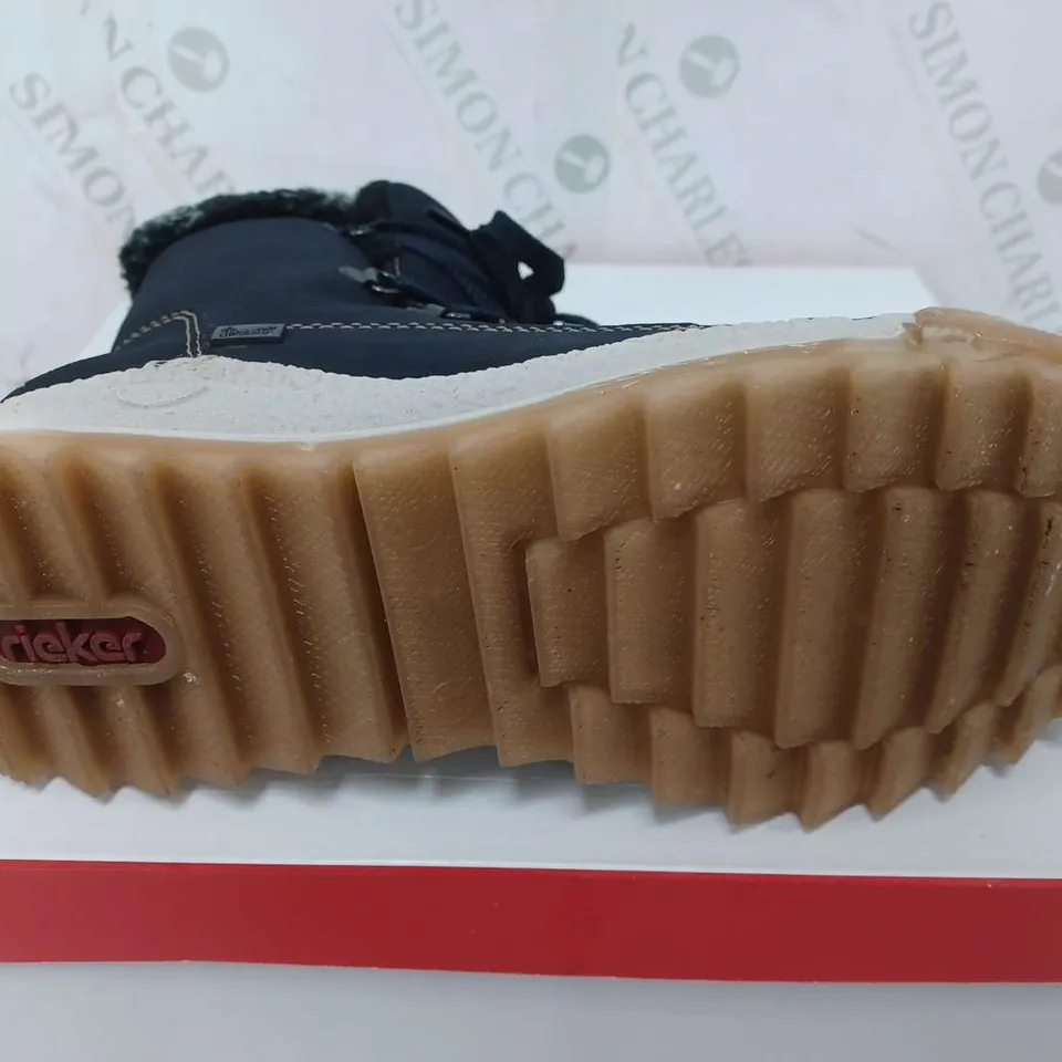 BOXED PAIR OF RIEKER WATER RESISTANT WARM HIKING BOOTS, NAVY - SIZE 42