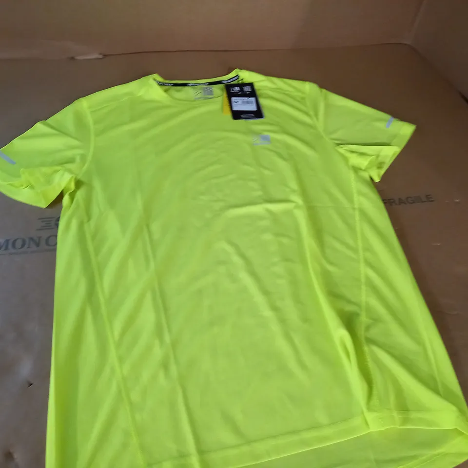 KARRIMOR RUNNING TEE IN FLUO - L