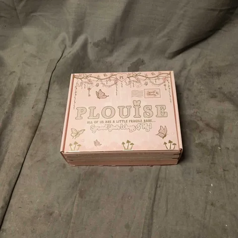 PLOUISE MYSTERY GIFT BOX, SEALED