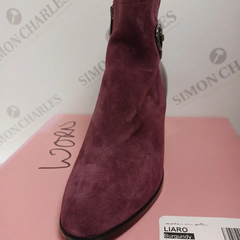 BOXED MODA IN PELLE LIARO SUEDE ANKLE BOOTS, BURGUNDY - SIZE 6