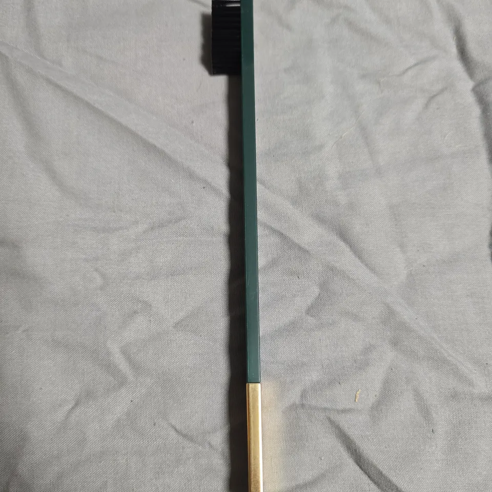 APPROXIMATELY 140 APRIORI TOOTHBRUSH – BRITISH RACING GREEN GOLD, SOFT BRISTLES