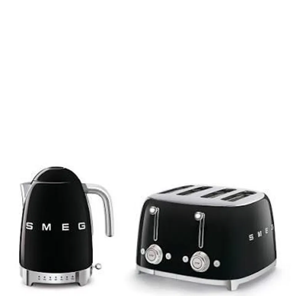 SMEG 50'S STYLE 4-SLICE TOASTER AND KETTLE - BLACK