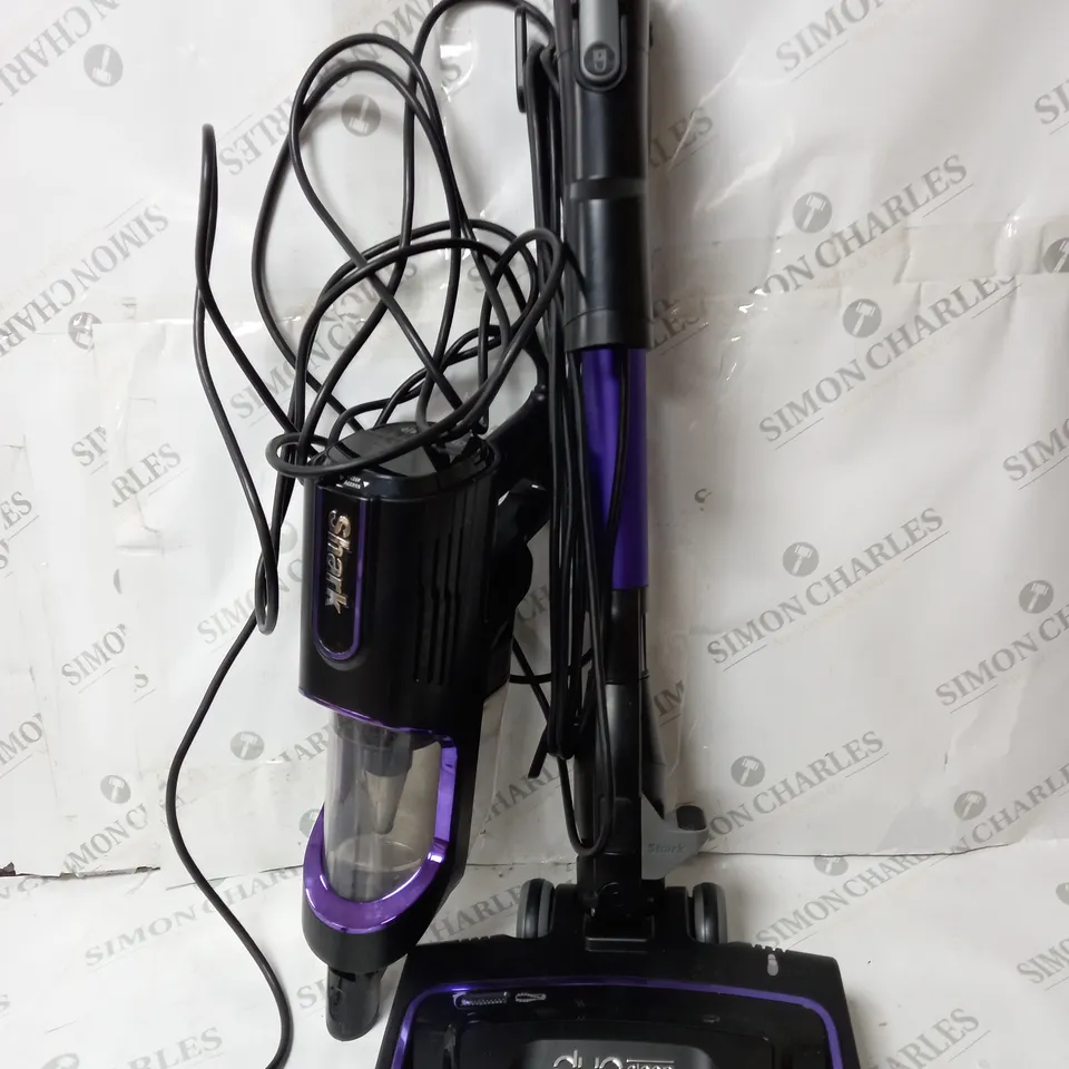 BOXED SHARK CORDED DUOCLEAN VACUUM CLEANER 