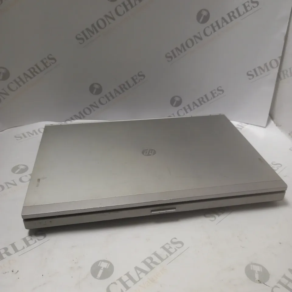 HP ELITEBOOK LAPTOP IN SILVER