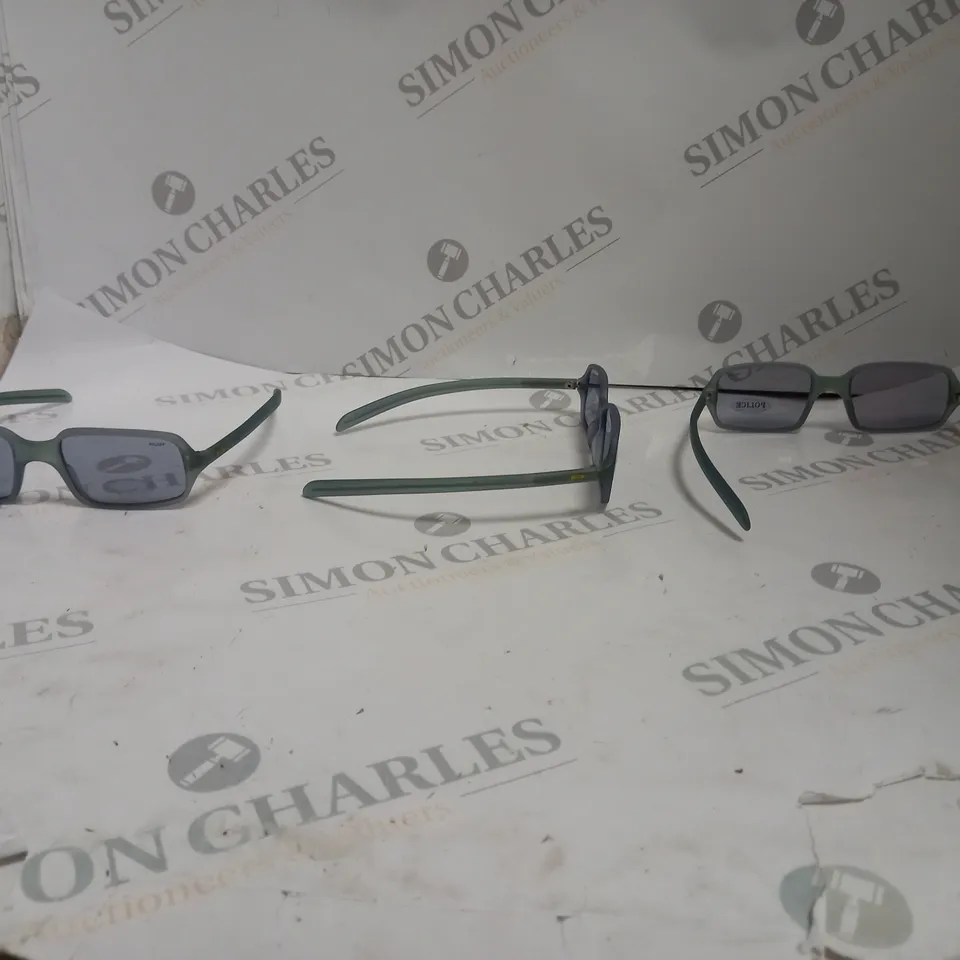 BOX OF APPROX 5 PAIRS OF POLICE 1389 SUNGLASSES.