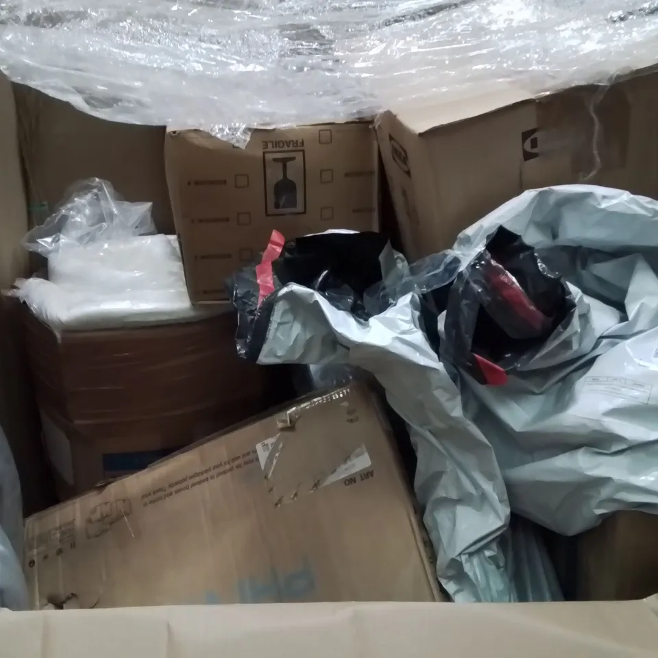 PALLET CONTAINING ASSORTED ITEMS TO INCLUDE: BOXED MATTRESS TOPPER, WAVY WALL MIRROR, PET BED, TOILET SEAT, ARM REST PILLOW ECT