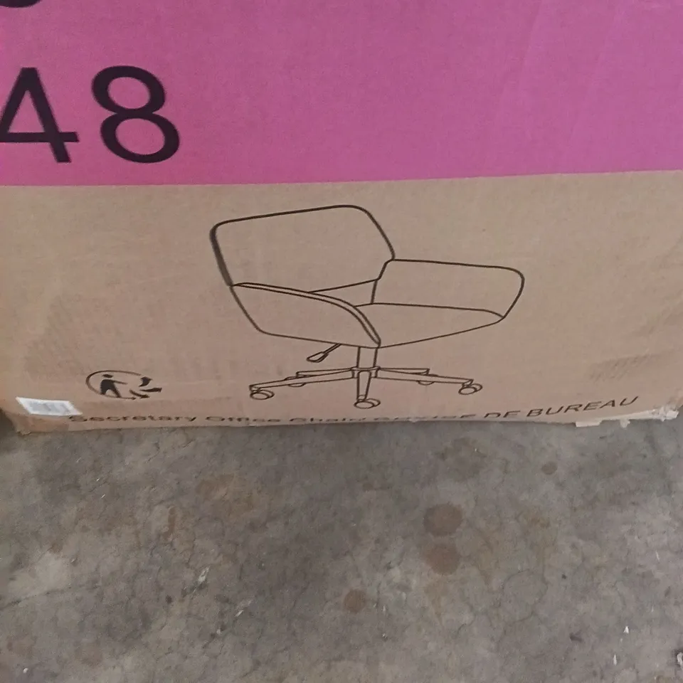BOXED ROSS DESK CHAIR