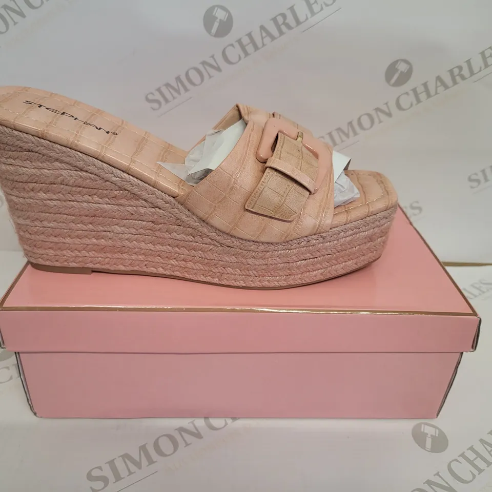 BOXED STEPHAN ROCK CROCK ROSE PINK PLATFORM SHOES - SIZE 40