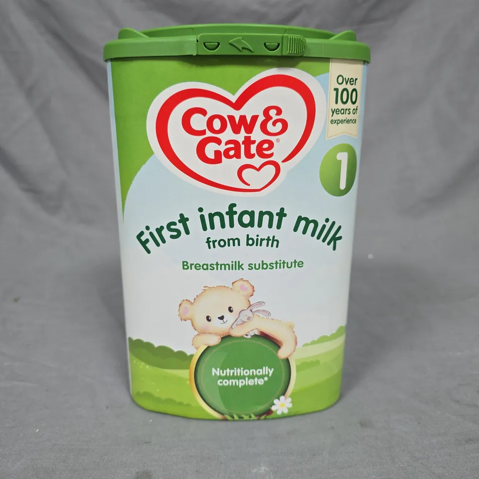 COW & GATE FIRST INFANT MILK BREASTMILK SUBSTITUTE - 1 800G