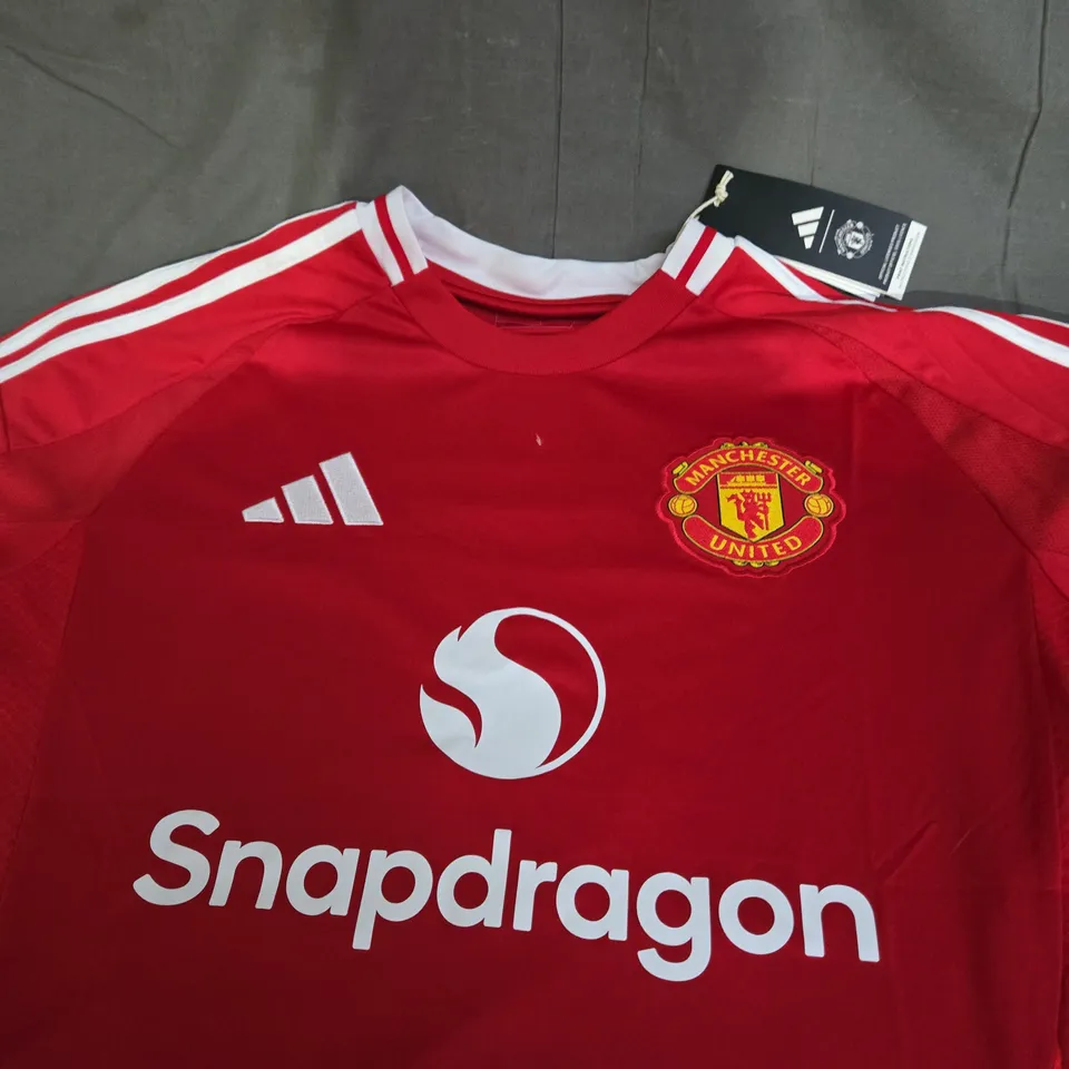 MANCHESTER UNITED FC HOME SHIRT SIZE M