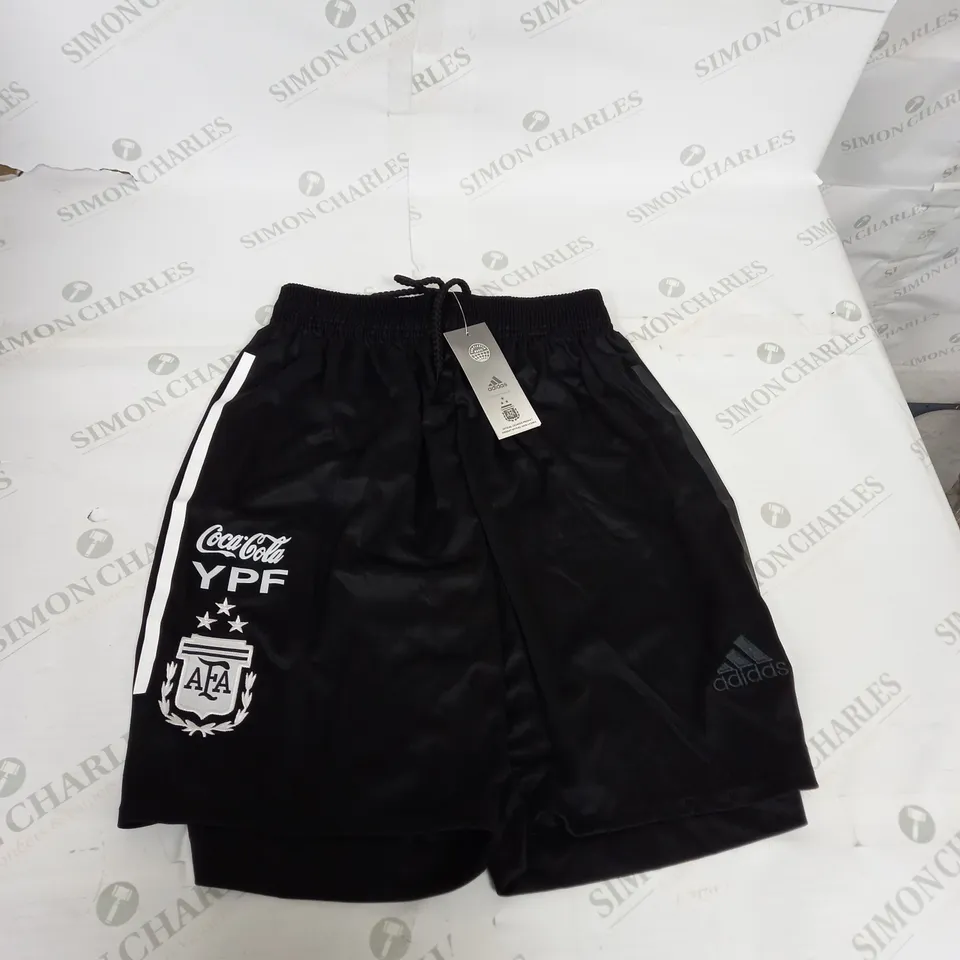 ARGENTINA FC TRAINING SHORTS SIZE L 
