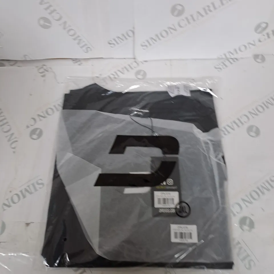 BAGGED DRUIDS EXPLORER T-SHIRT SIZE 2XL