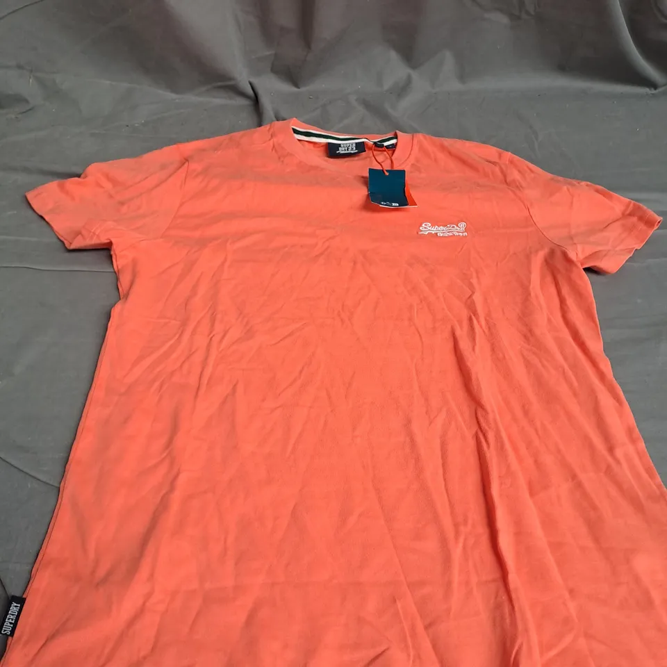 SUPERDRY CORAL T-SHIRT SIZE M 