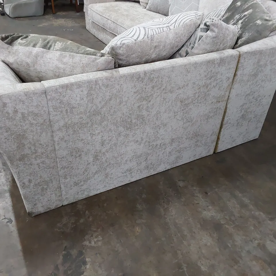 DESIGNER CORNER SUITE WITH SCATTER CUSHIONS SILVER FABRIC STUDDED DETAIL