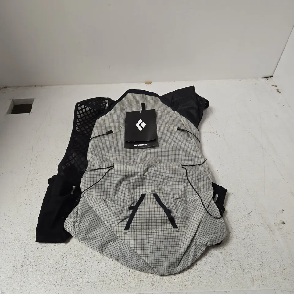 BLACK DIAMOND DISTANCE 8 BACKPACK – HIKING/TRAIL PACK 