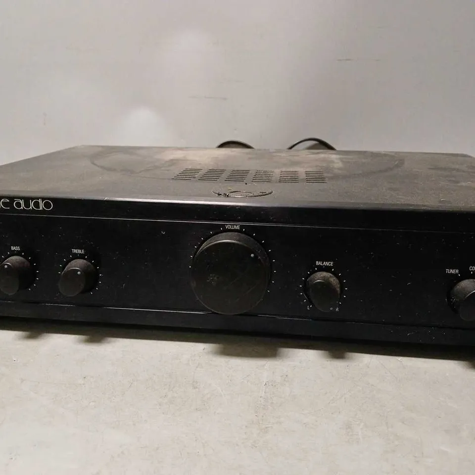 CAMBRIDGE AUDIO A1 INTERGRATED AMPLIFIER 