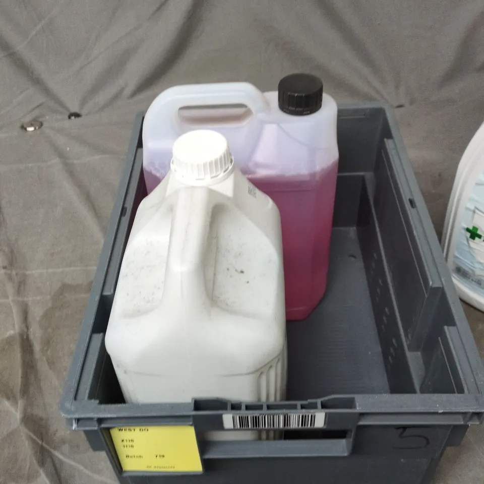 TOTE OF APPROXIMATELY 3 ASSORTED LIQUID ITEMS TO INCLUDE: DETTOL LAUNDRY SANITISER 