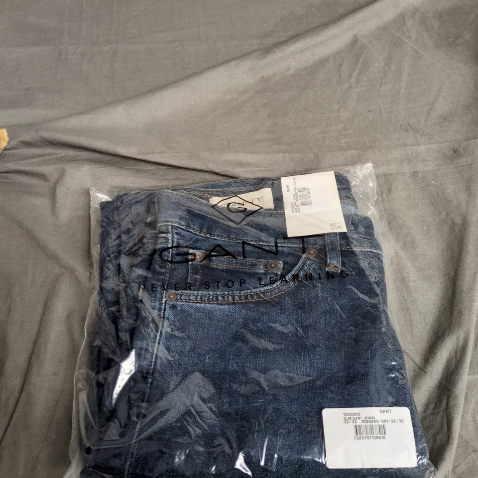 GANT SLIM JEANS FOR MEN – UK 32/32, SEALED IN PACKAGING