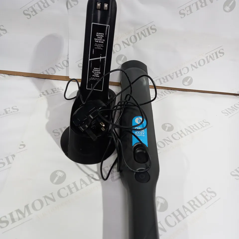 SHARK CORDLESS HANDHELD VACUUM CLEANER