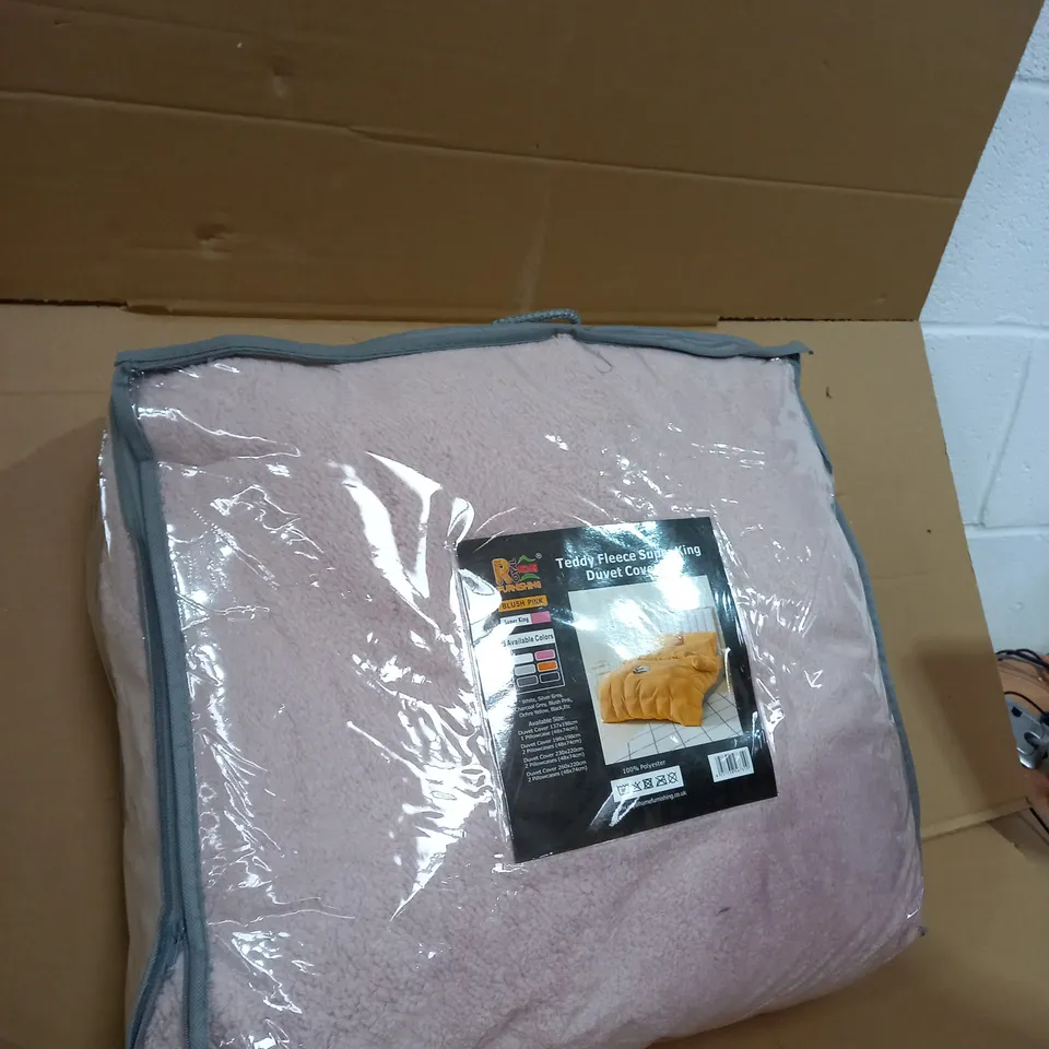 TEDDY FLEECE SUPER KING DUVET COVER SET 