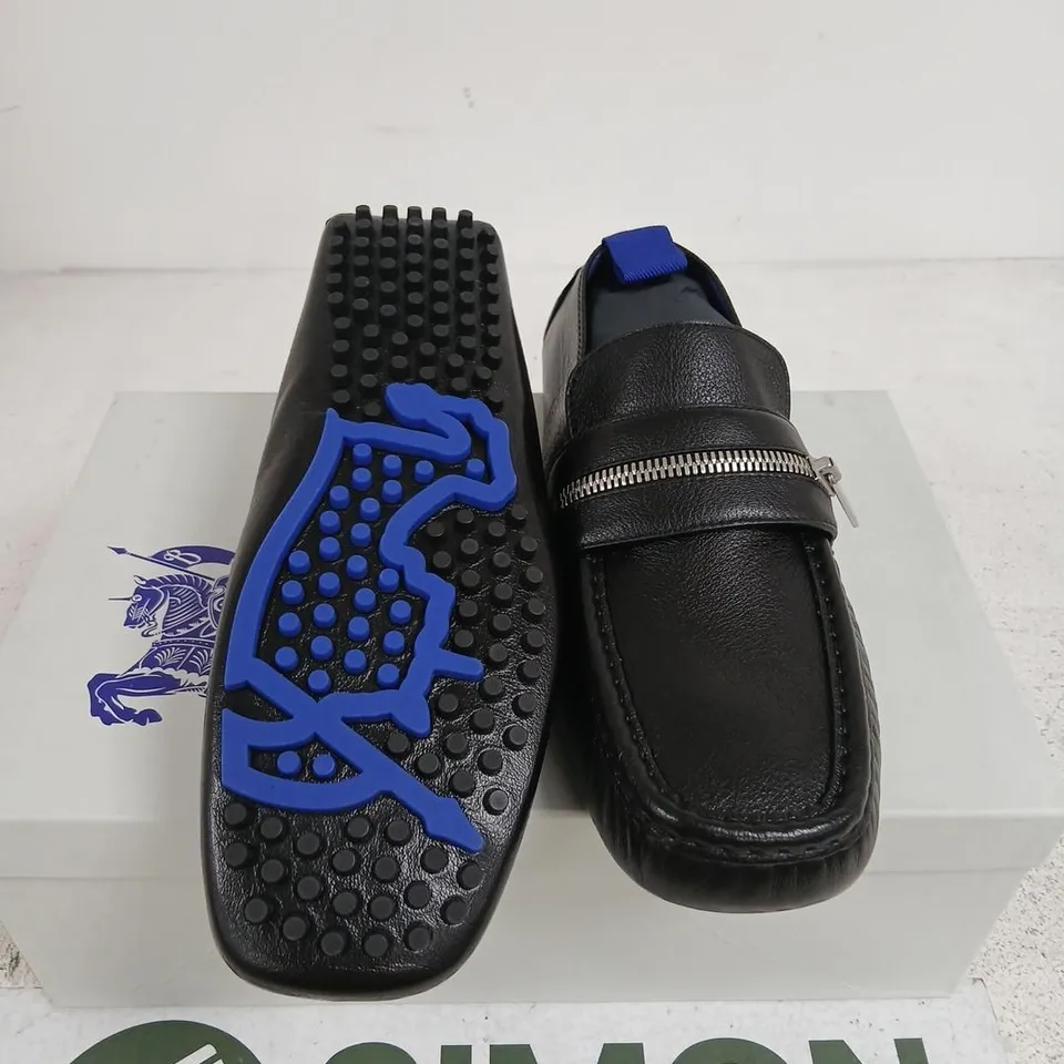 BURBERRY LEATHER LOAFERS ON RUBBER SOLE – BLACK, UK 8 (EU 42)