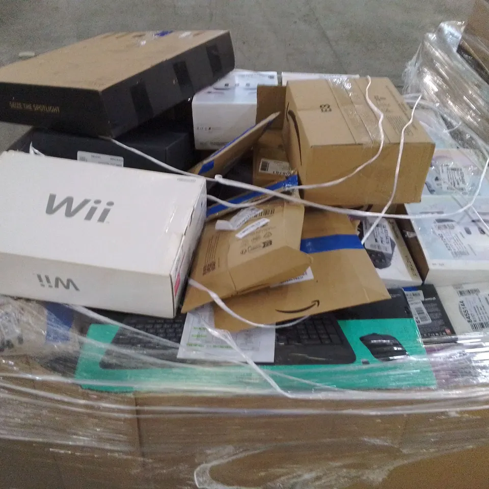 PALLET OF APPROXIMATELY 140 UNPROCESSED RAW RETURN HOUSEHOLD AND ELECTRICAL GOODS TO INCLUDE;