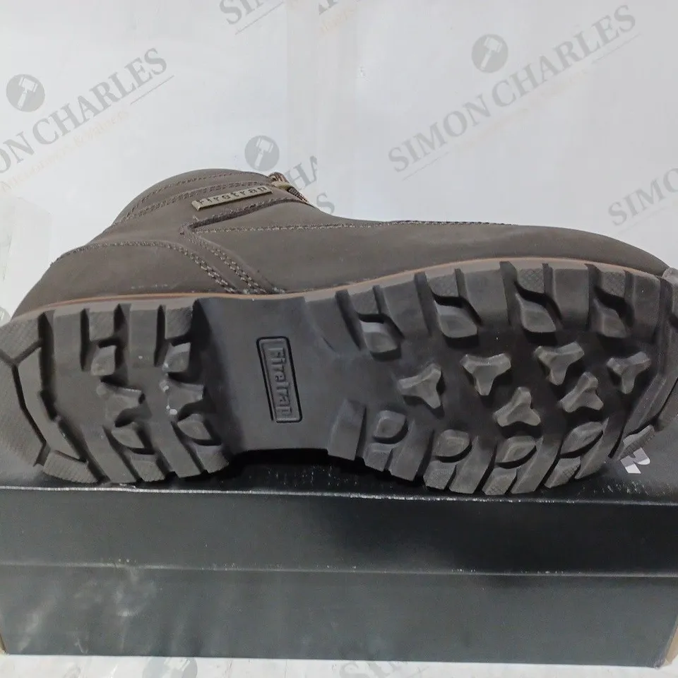 BOXED FIRE TRAP MENS RHINO BOOTS - SIZE 9