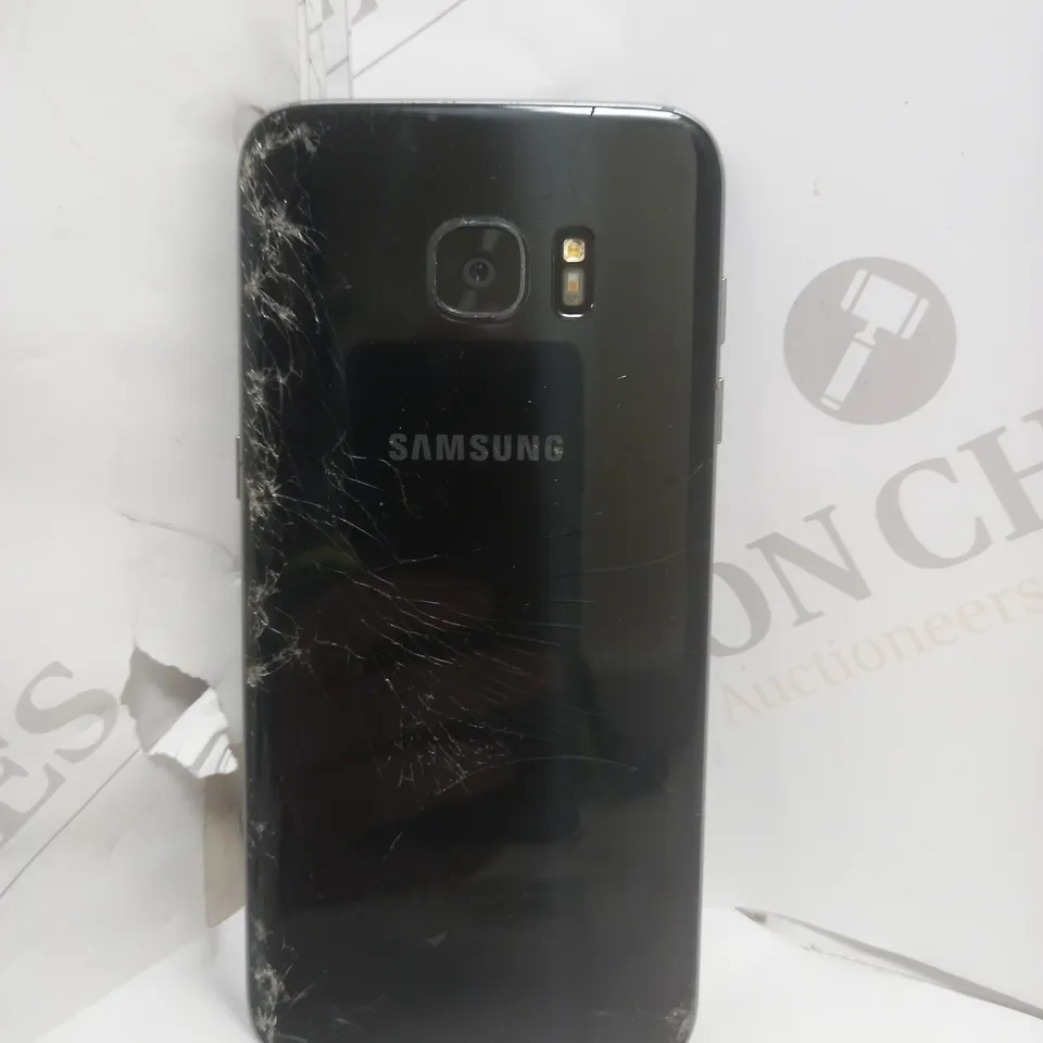 SAMSUNG GALAXY S7 EDGE SMARTPHONE