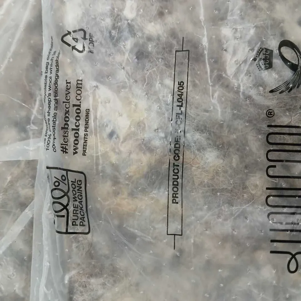 WOOLCOOL PURE WOOL PACKAGING INSULATION – 2 LONG SLABS (PRODUCT CODE CFL-L04/05)