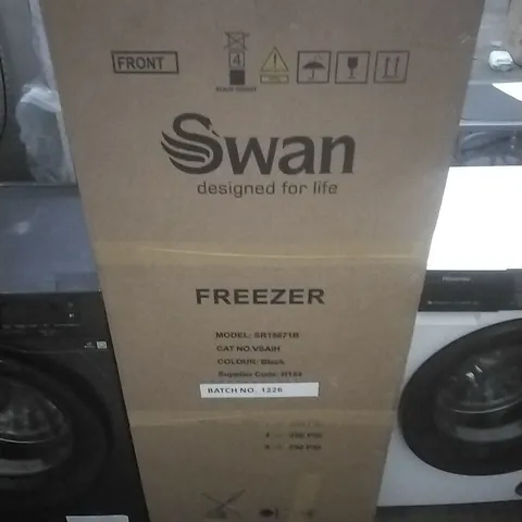 SWAN
SR15671B 143CM HIGH, 55CM WIDE TALL FREEZER - BLACK