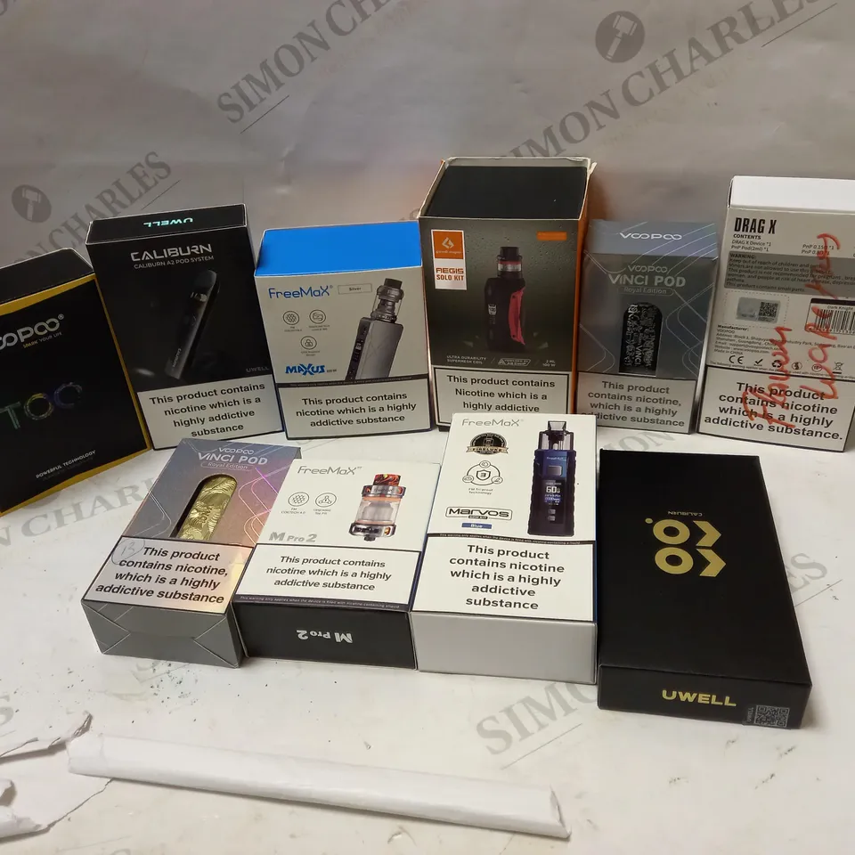 LOT OF APPROIMATELY 20 ASSORTED VAPING ACCESSORIES 