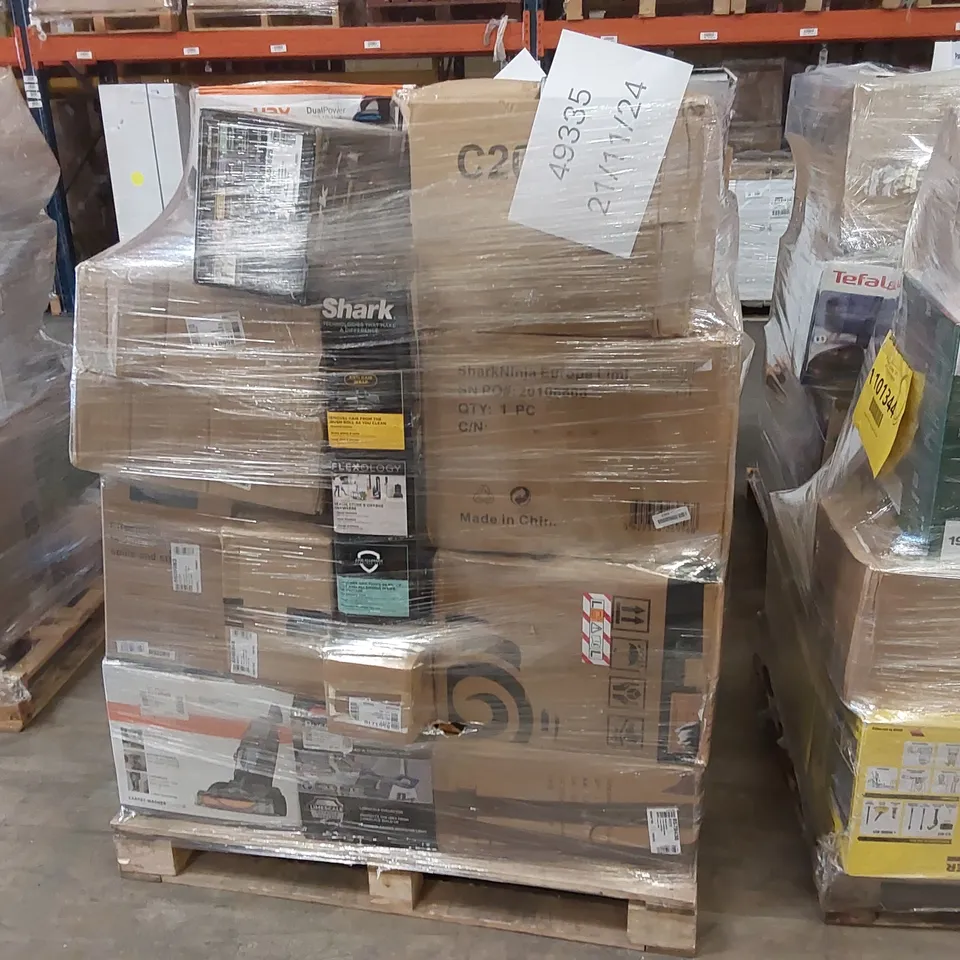 PALLET OF APPROXIMATELY 26 UNPROCESSED RAW RETURN HOUSEHOLD AND ELECTRICAL GOODS TO INCLUDE;