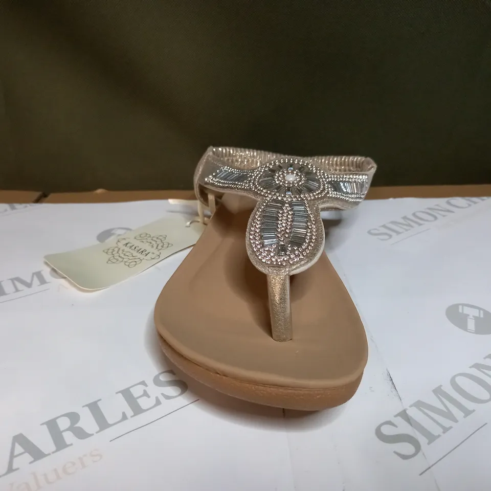 KASARA EMBELLISHED THONG SANDAL - SIZE 4 