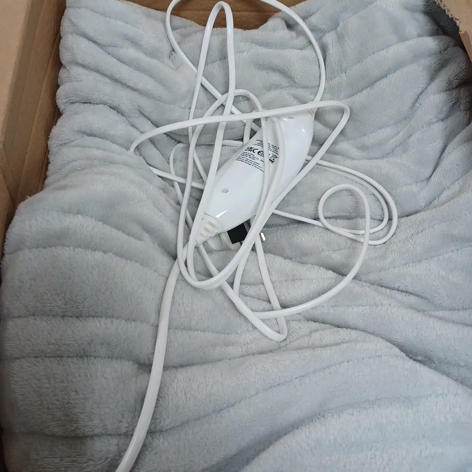 BOXED COZEE HOME VELVETSOFT HEATED THROW IN LIGHT GREY