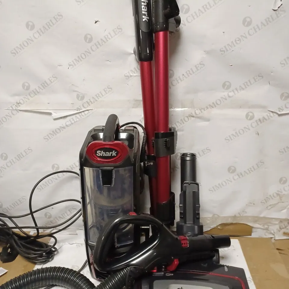 SHARK UPRIGHT VACUUM CLEANER 