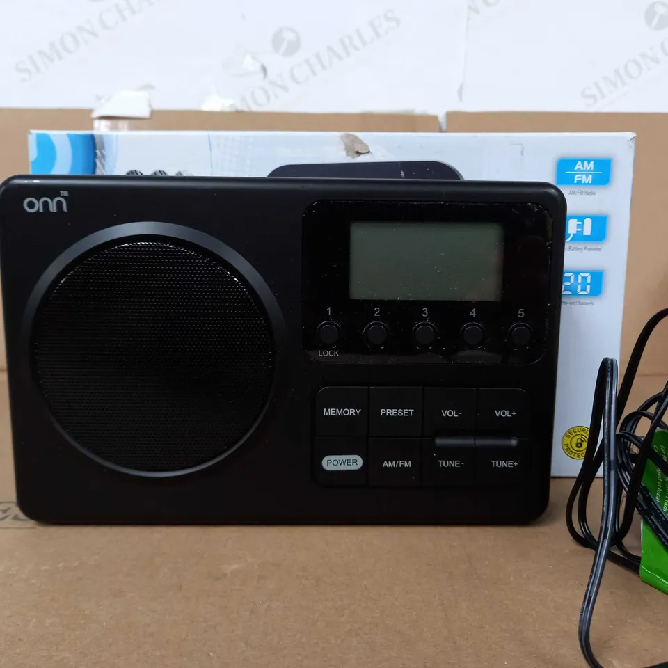 ONN PORTABLE AM/FM RADIO