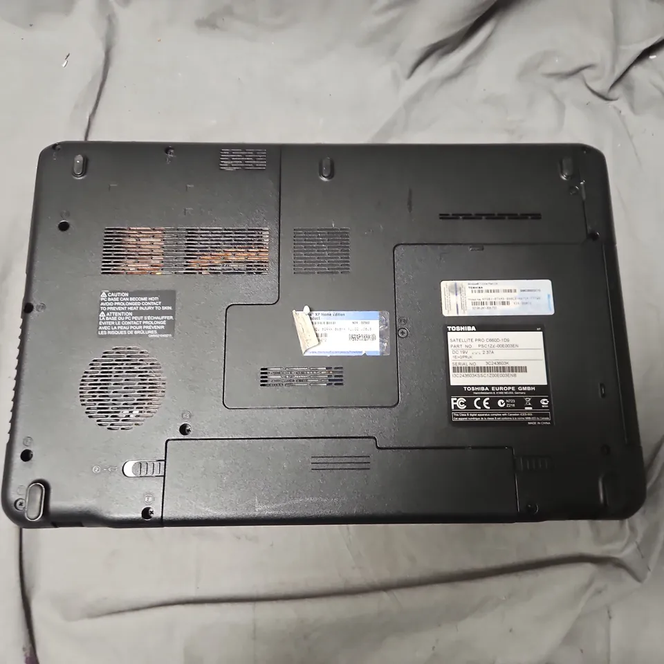 TOSHIBA SATELLITE PRO C660D-1D9 LAPTOP