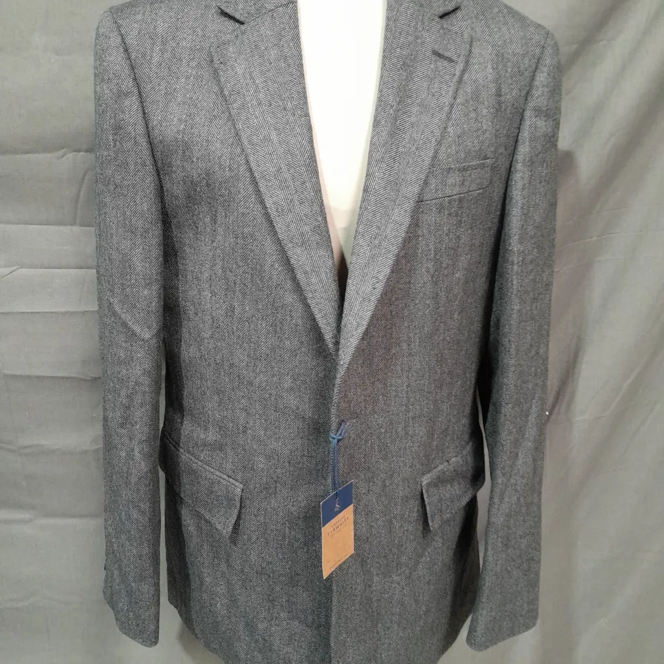 CHARLES TYRWHITT DARK GREY HERRINGBONE WOOL TEXTURED SLIM FIT JACKET - 40R