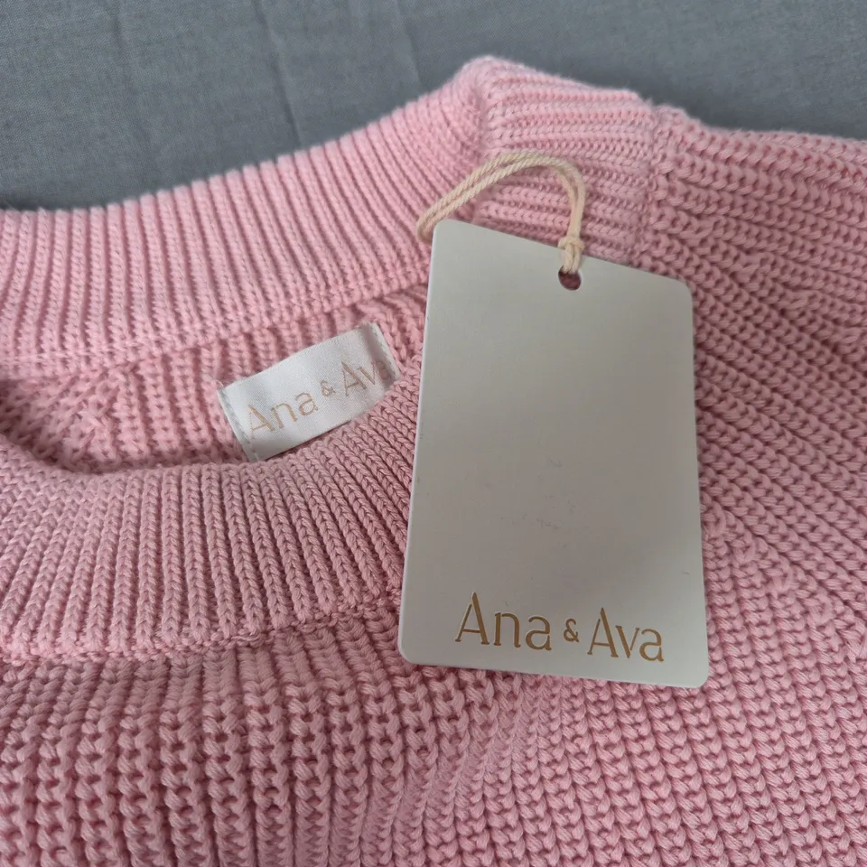 ANA & AVA VIO MOCK-NECK CROPPED SWEATER IN PINK - SMALL