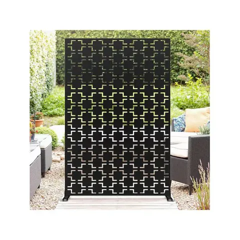 BOXED QEETEX METAL PRIVACY SCREEN 72 INCH H X 47 INCH W OUTDOOR PRIVACY SCREEN (1 BOX)