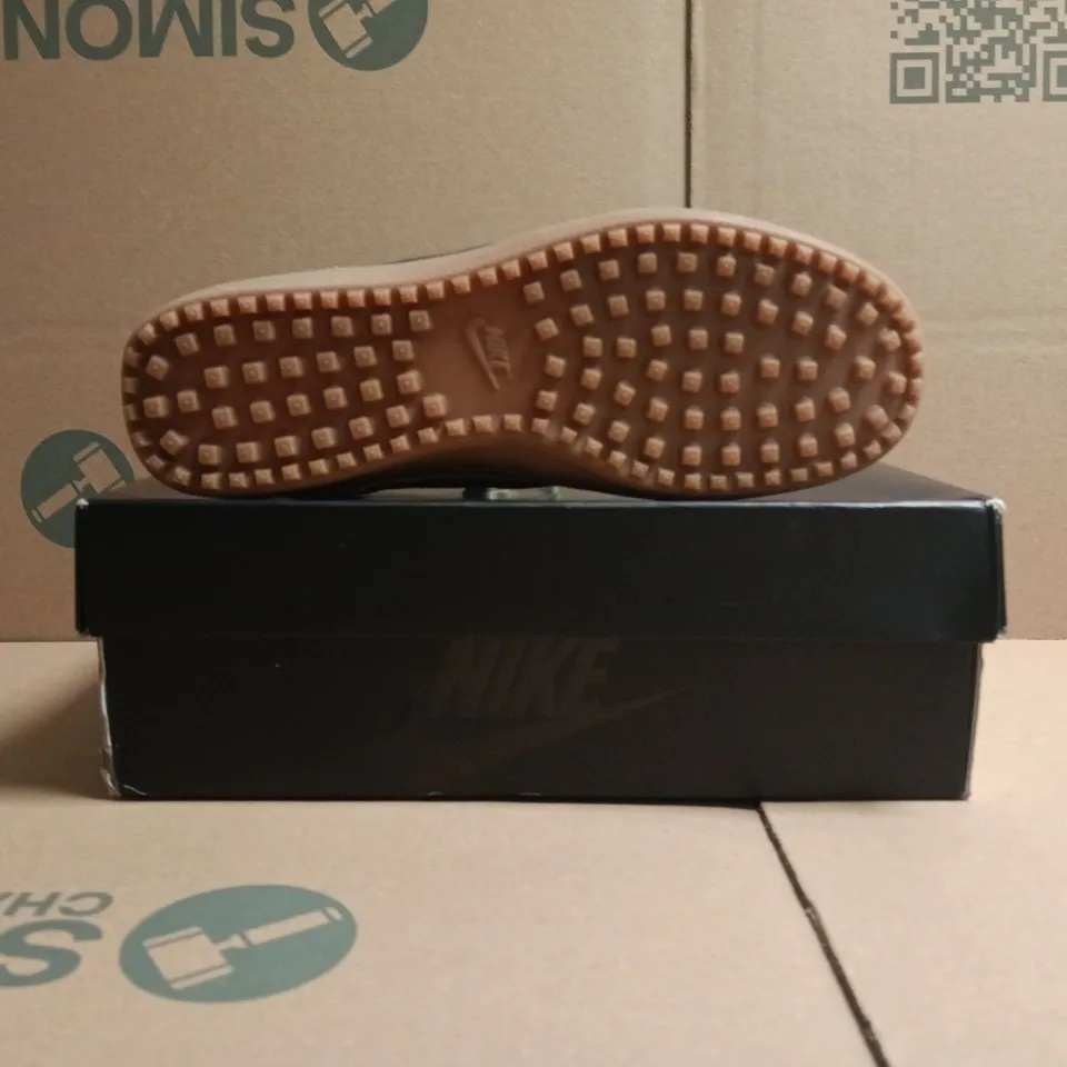 BOXED PAIR OF NIKE FIELD GENERAL TRAINERS IN GREEN/BLACK SIZE UK 5