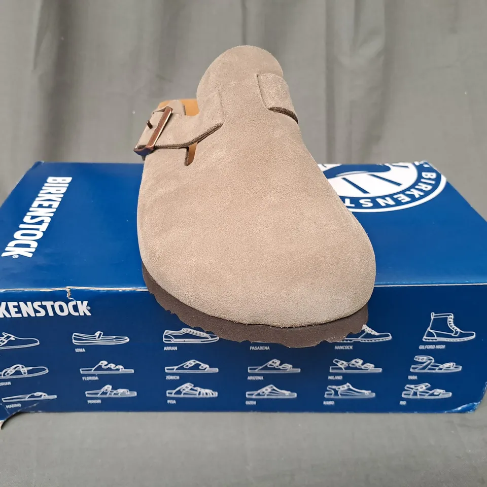 BOXED PAIR OF BIRKENSTOCK CLOSED TOE SHOES IN TAUPE EU SIZE 41