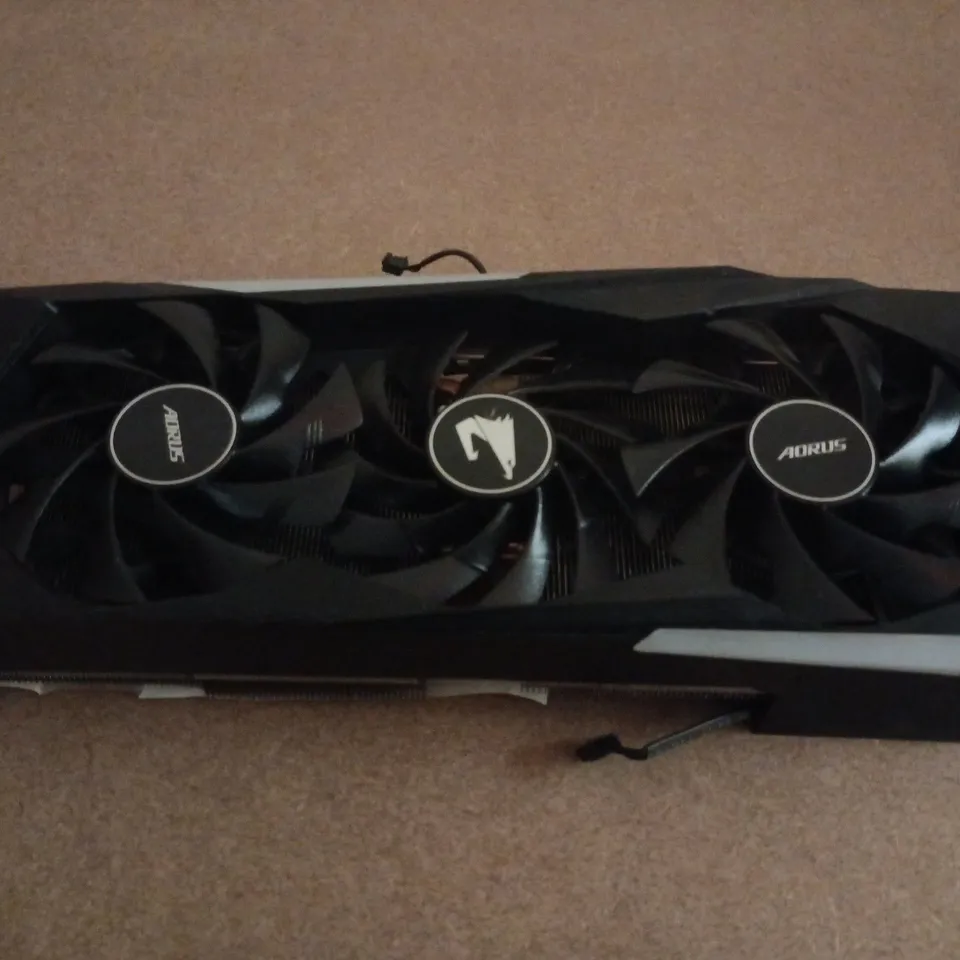 AORUS GRAPHICS CARD – TRIPLE-FAN PCIE GPU