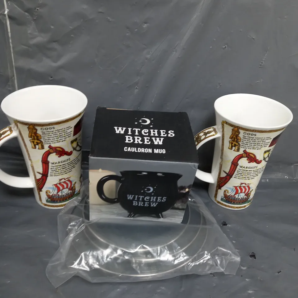APPROXIMATELY 12 ASSORTED HOUSEHOLD ITEMS TO INCLUDE MICROWAVE PLATES , MUGS , ETC 