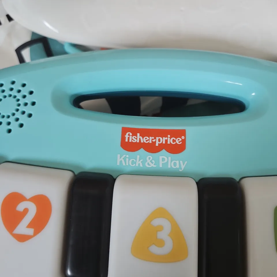 FISHER-PRICE KICK & PLAY BABY PIANO TOY WITH PLAY MAT